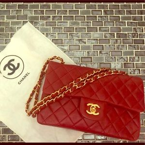 Rare Lipstick Red Mini Chanel